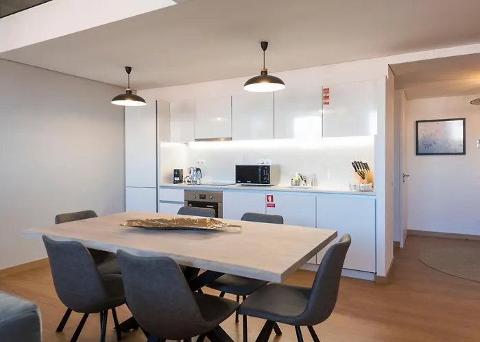 Modern Loft With Ac In Downtown By Lovelystay Apartman