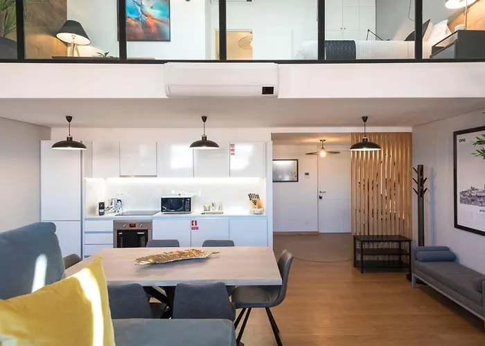 Apartman Modern Loft With Ac In Downtown By Lovelystay