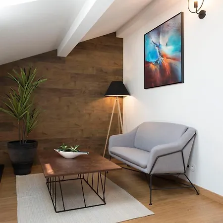 Modern Loft With Ac In Downtown By Lovelystay Apartament *